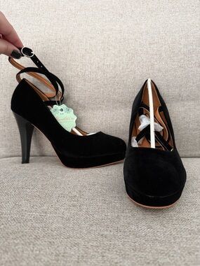 NEW! Women's Black Suede Ankle-Strap Platform Heels